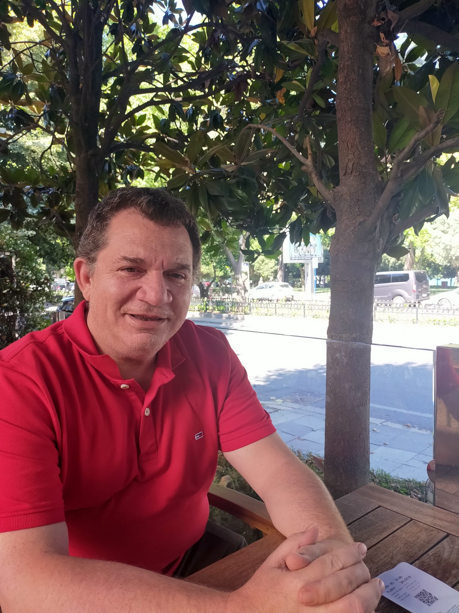 Op. Dr. Alper Aras
